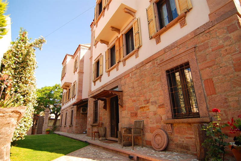 Cunda Taş Konak Otel