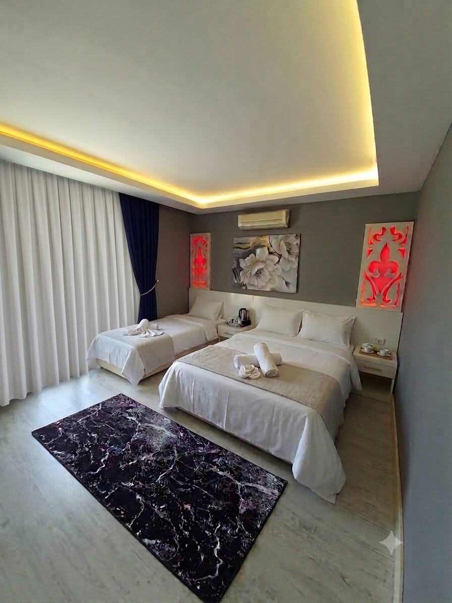 Beachway Hotel · 43