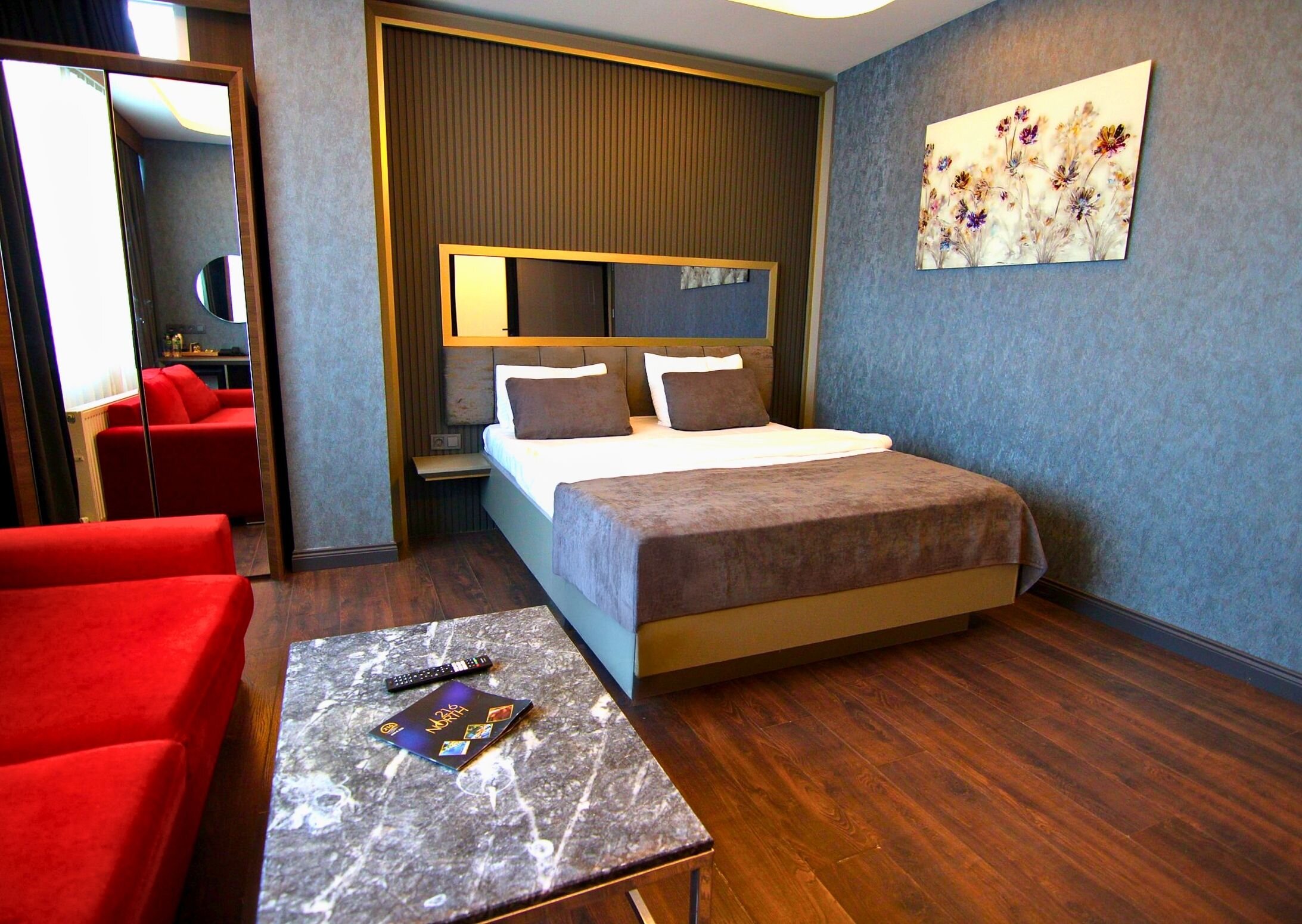 216 Eagle Palace · 5