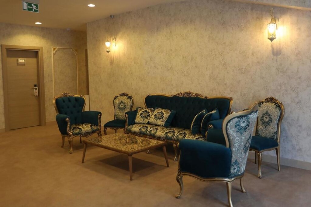 Ege Palace Termal Otel · 4