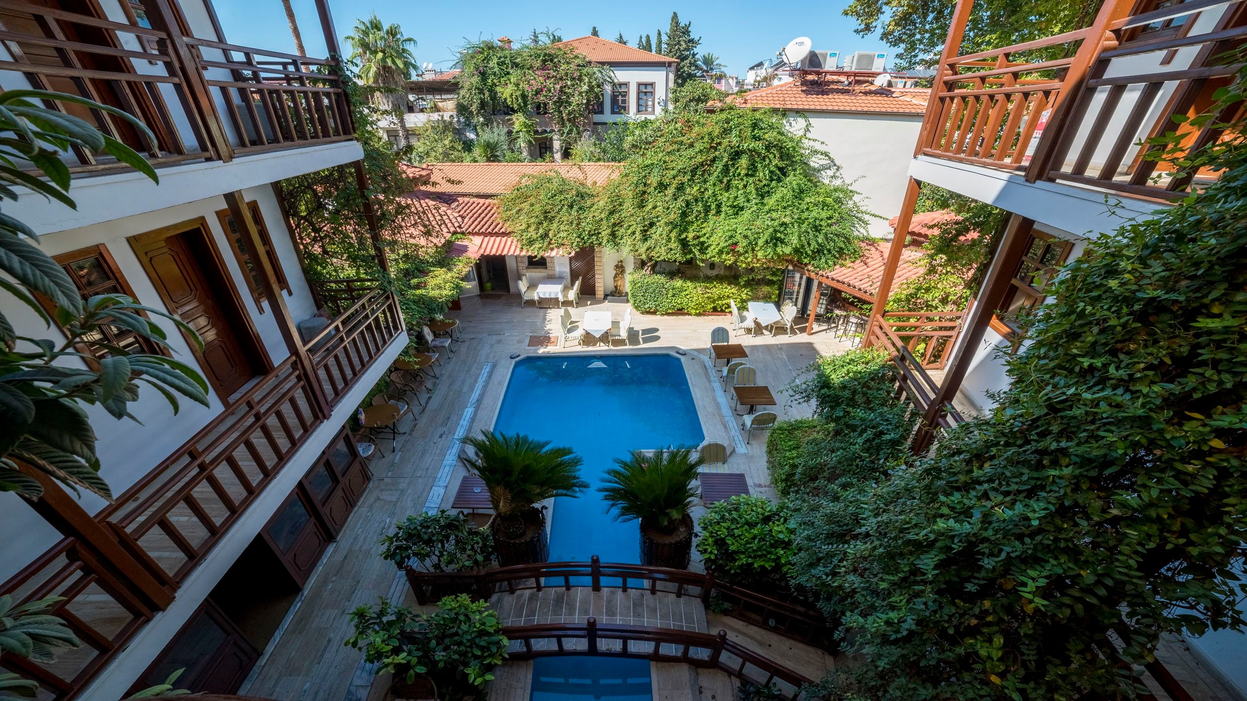 Karyatit Hotel Kaleiçi
