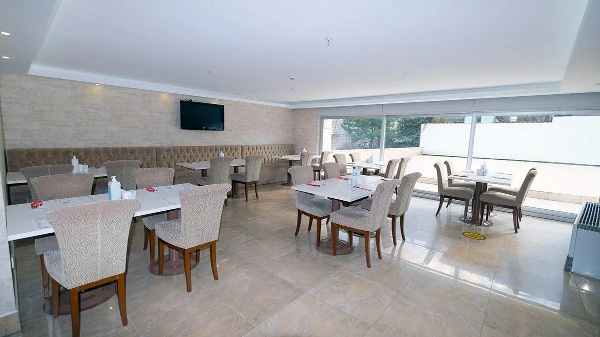 Esila Hotel