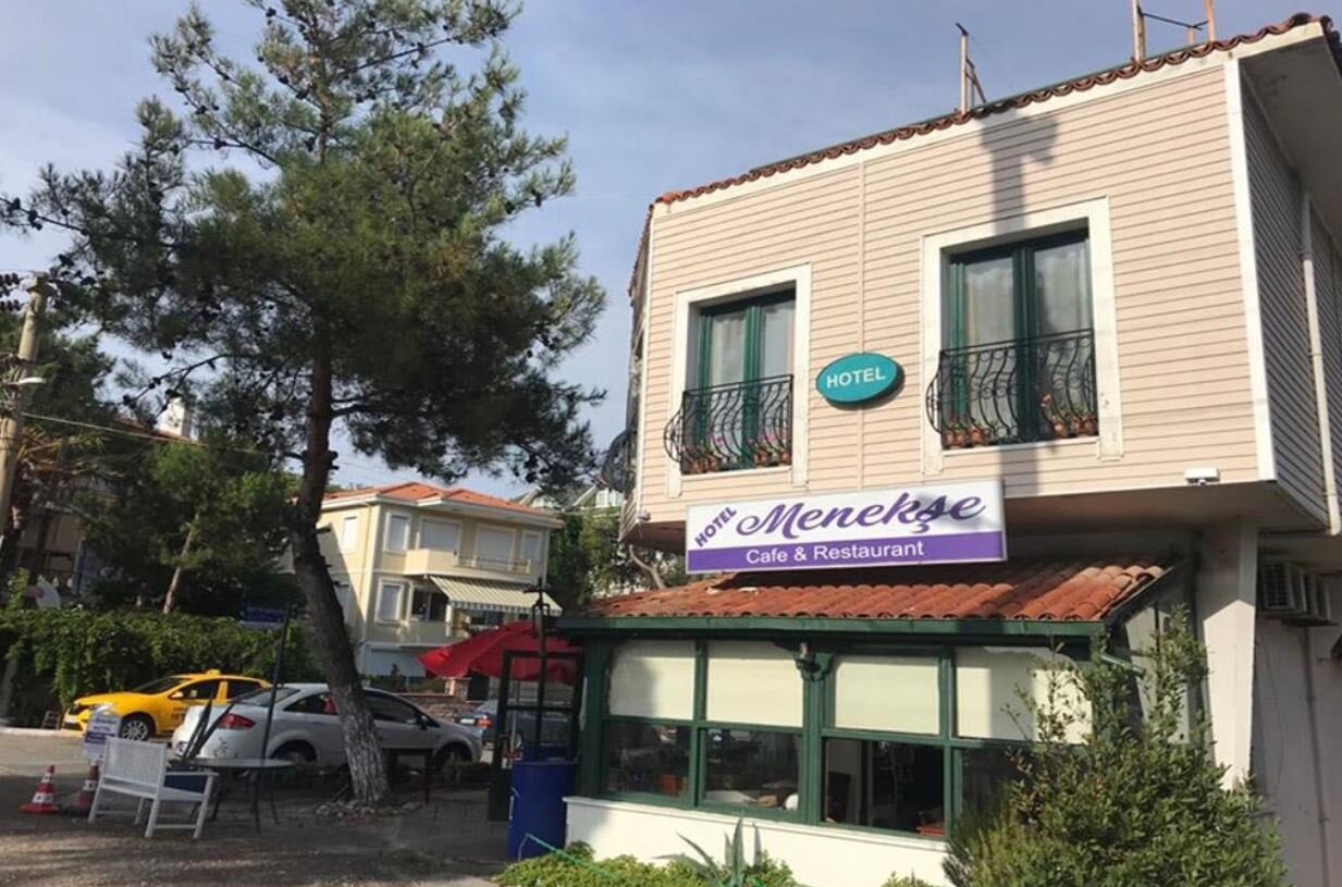 Menekşe Ayvalık · 7