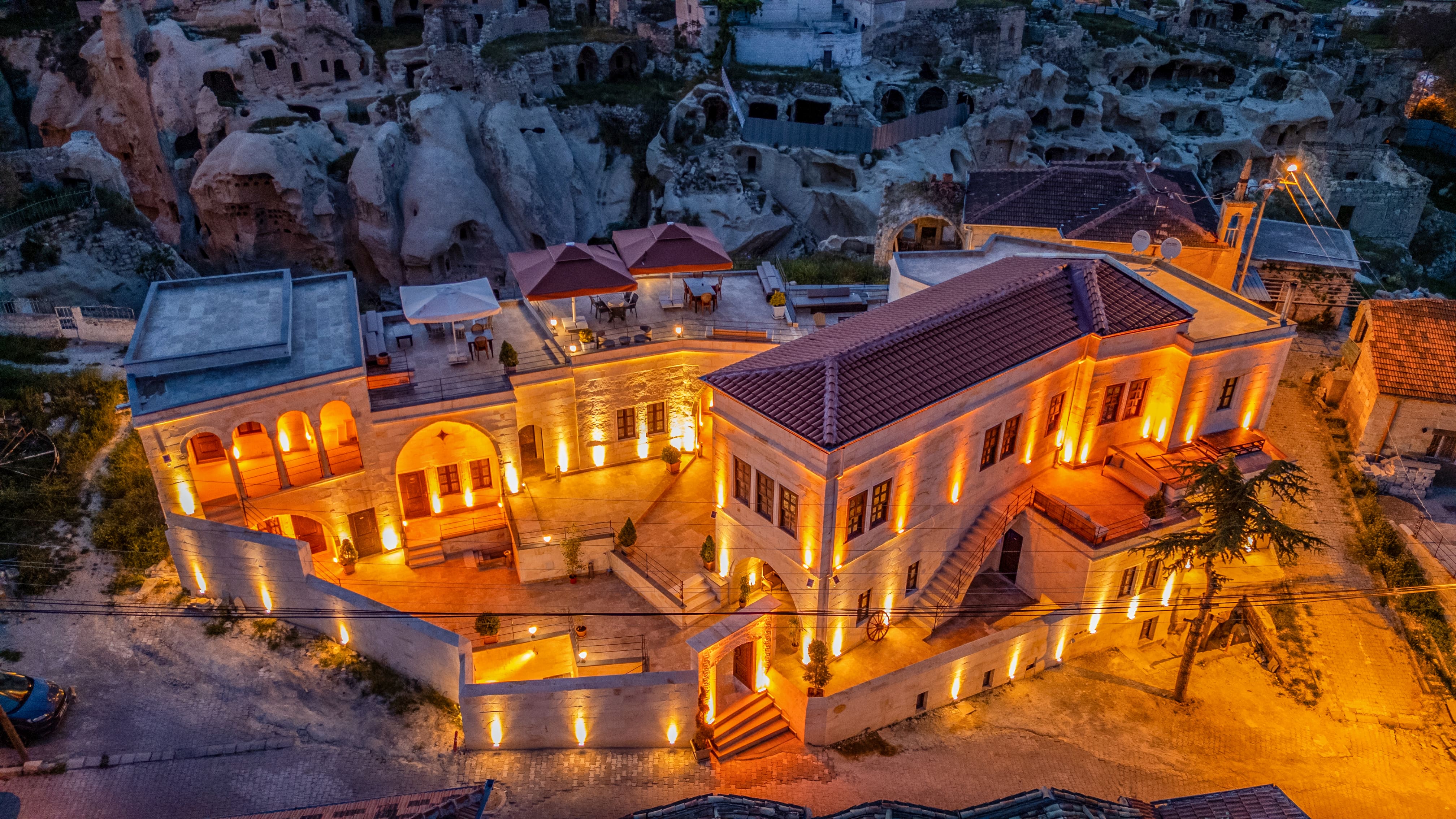 Arien Cave Hotel