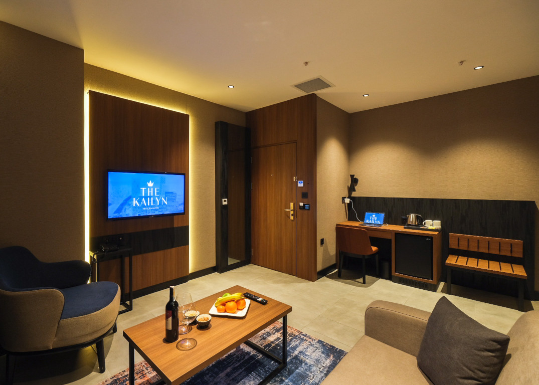 Suite Room