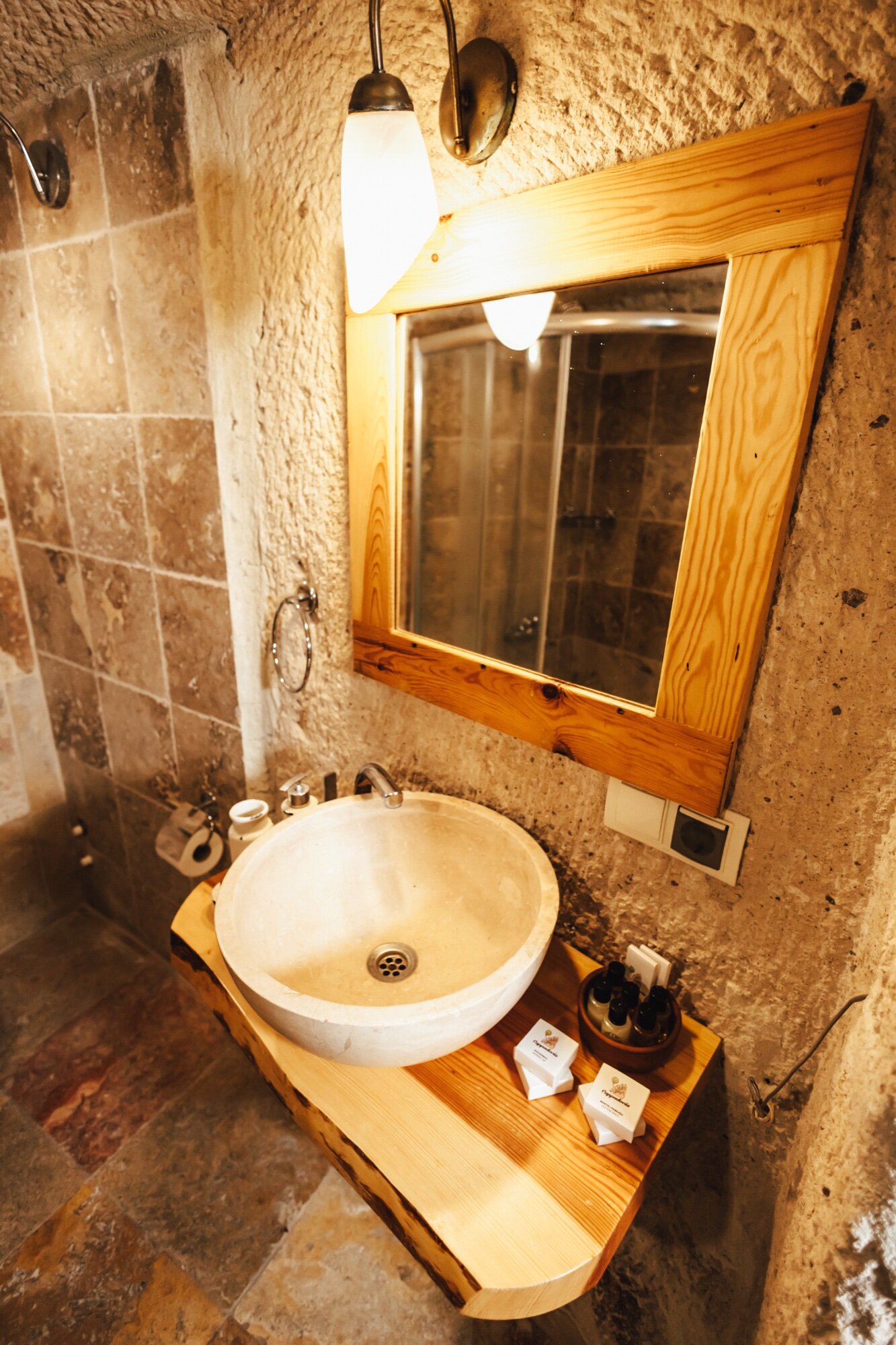 Honeymoon Jacuzzi Suite, Courtyard View