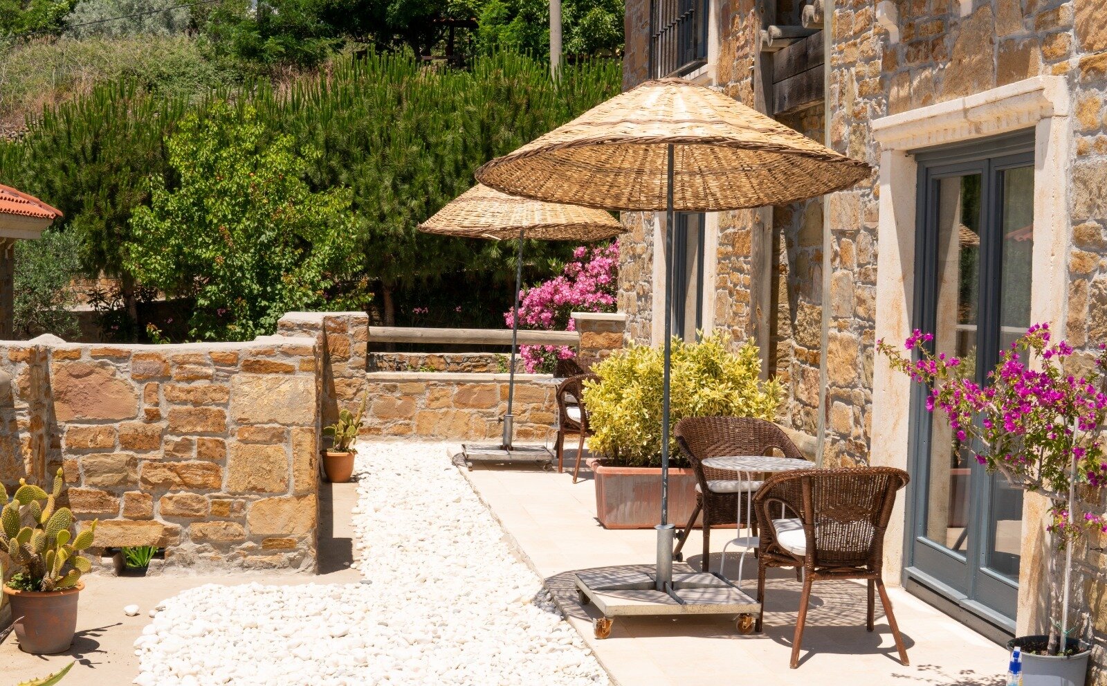 Anemos Hotel · 27