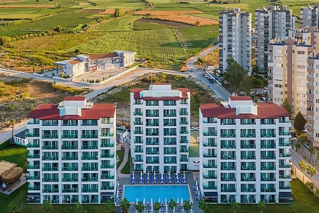 Lavia Hotel Lara