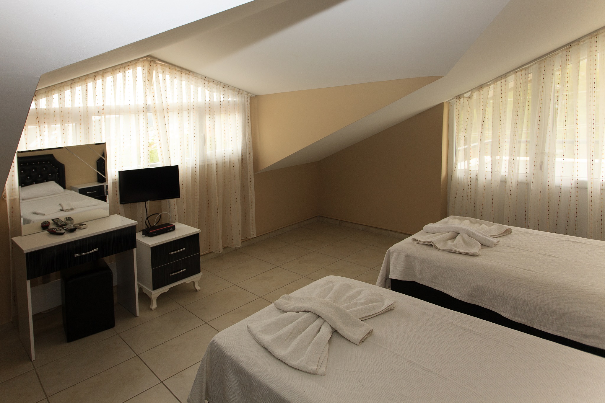Green Peace Hotel 