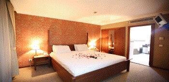 Midas Hotel · 79