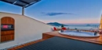 Penthouse Suite with Jacuzzi Room Görseli