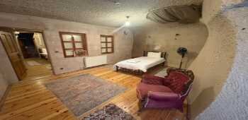 Ekoton Cave Hotel