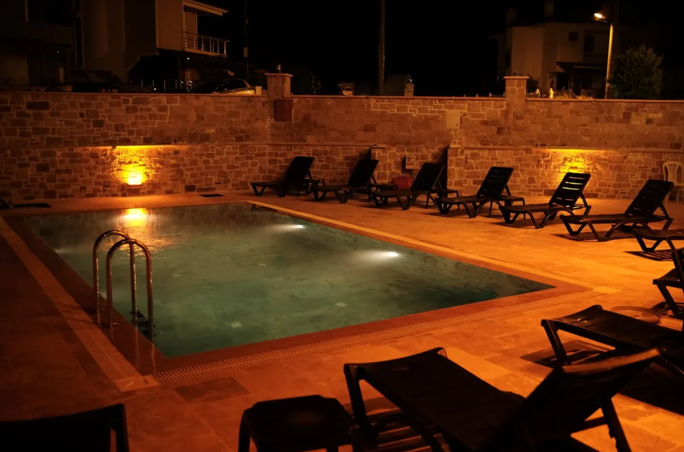 Cunda Demir Otel