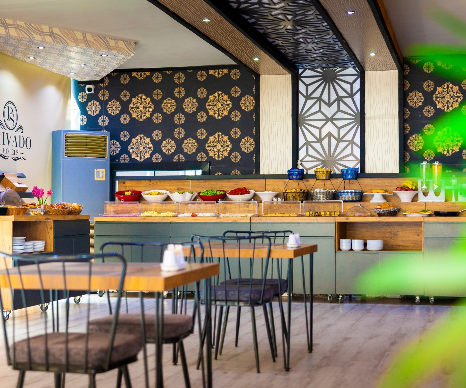 Privado Hotel · 23