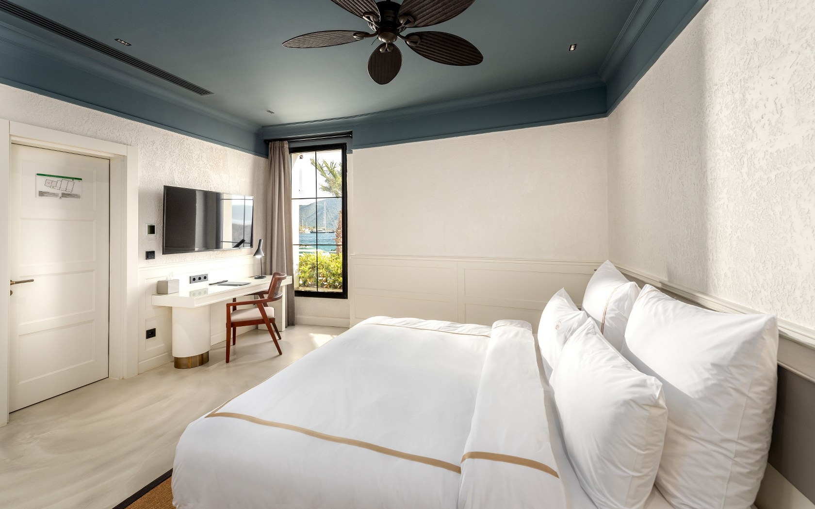 Sign By Ersan Hotel Bodrum One Bedroom Beachfront Suite