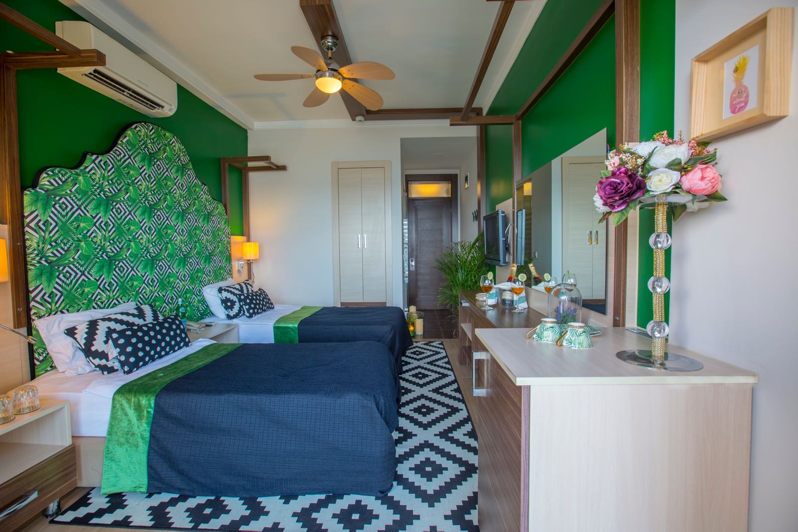 Anjeliq House Hotel