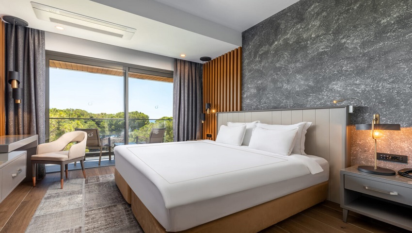 Comfort Main Building Room, Sea View