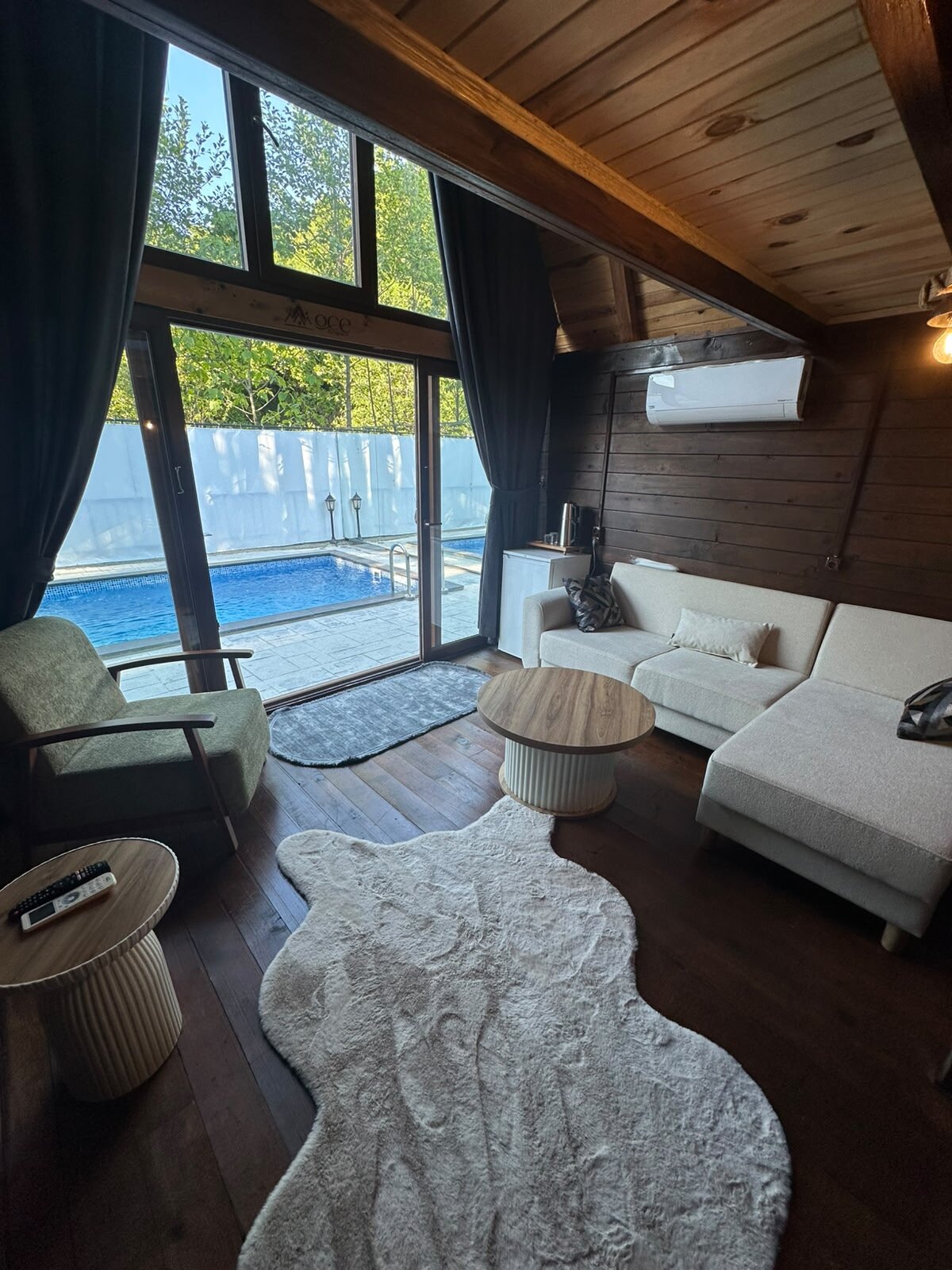 Oce Bungalow · 35