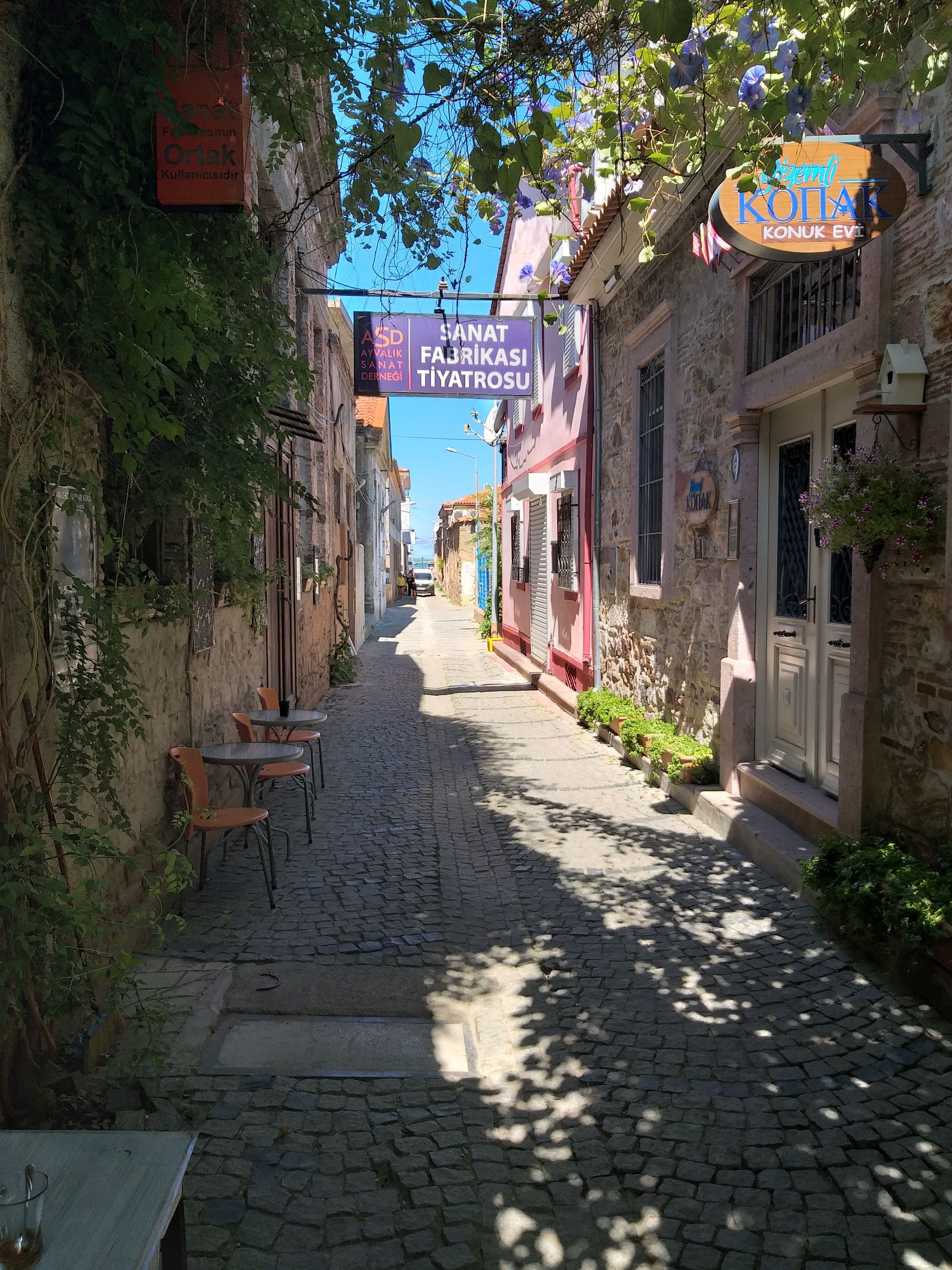 Gizemli Konak