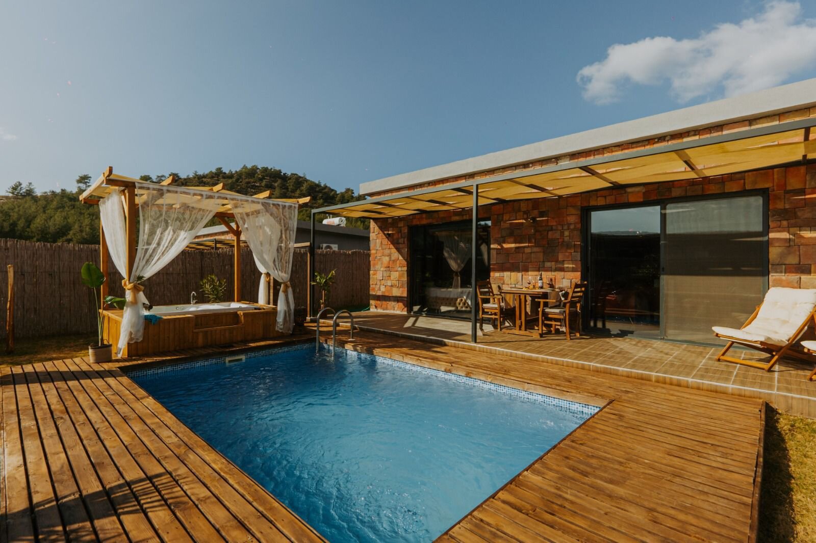 Balayı Suit Villa