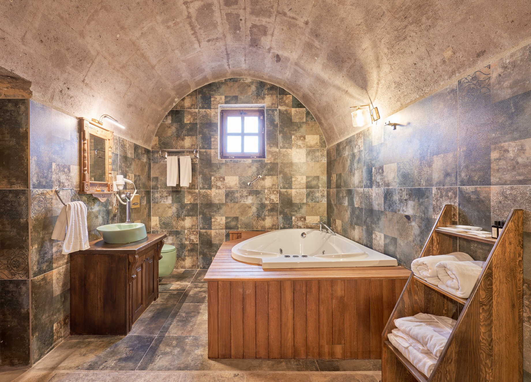 Cave Suite Room