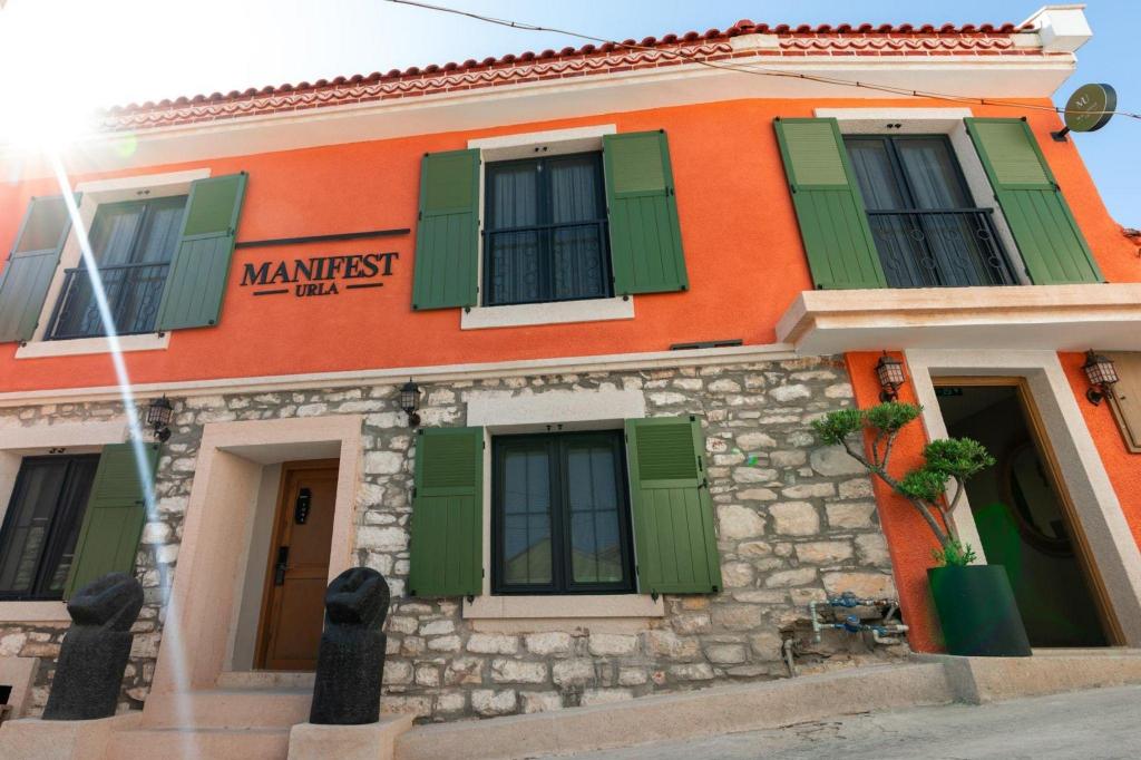Manifest Urla