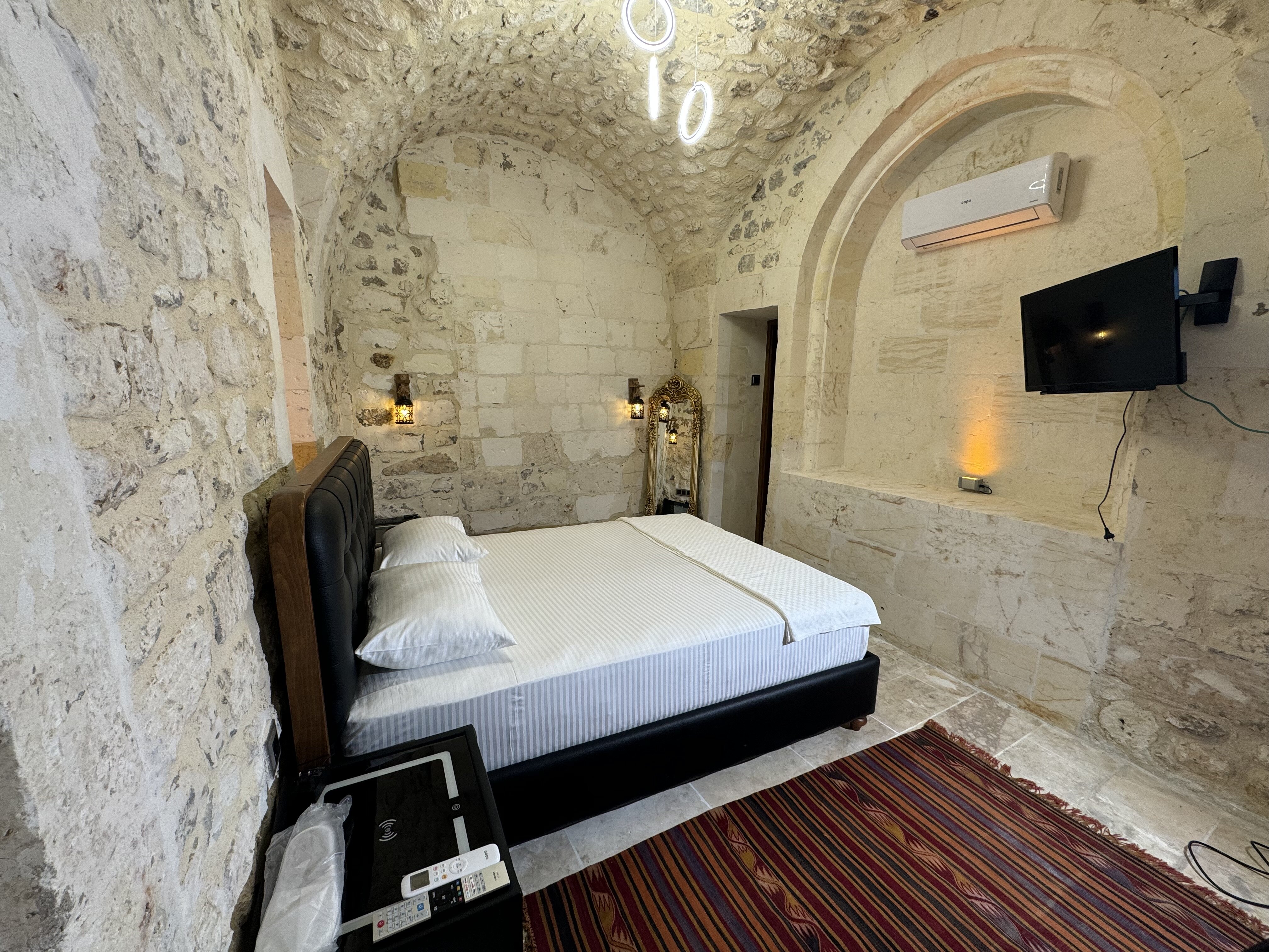 Efruzhan Hotel