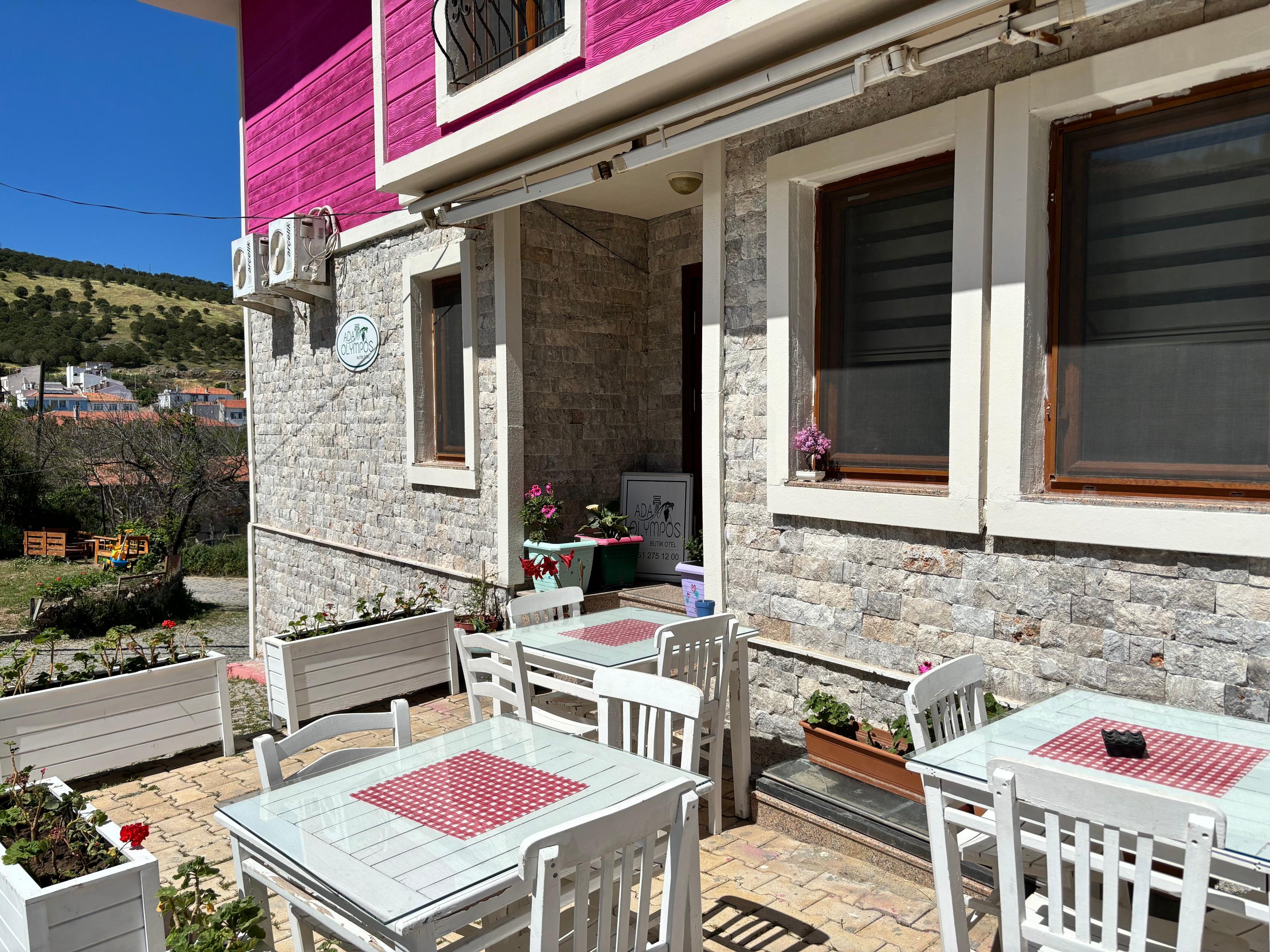 Ada Olympos Hotel