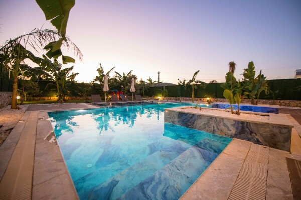 Villa Queen
