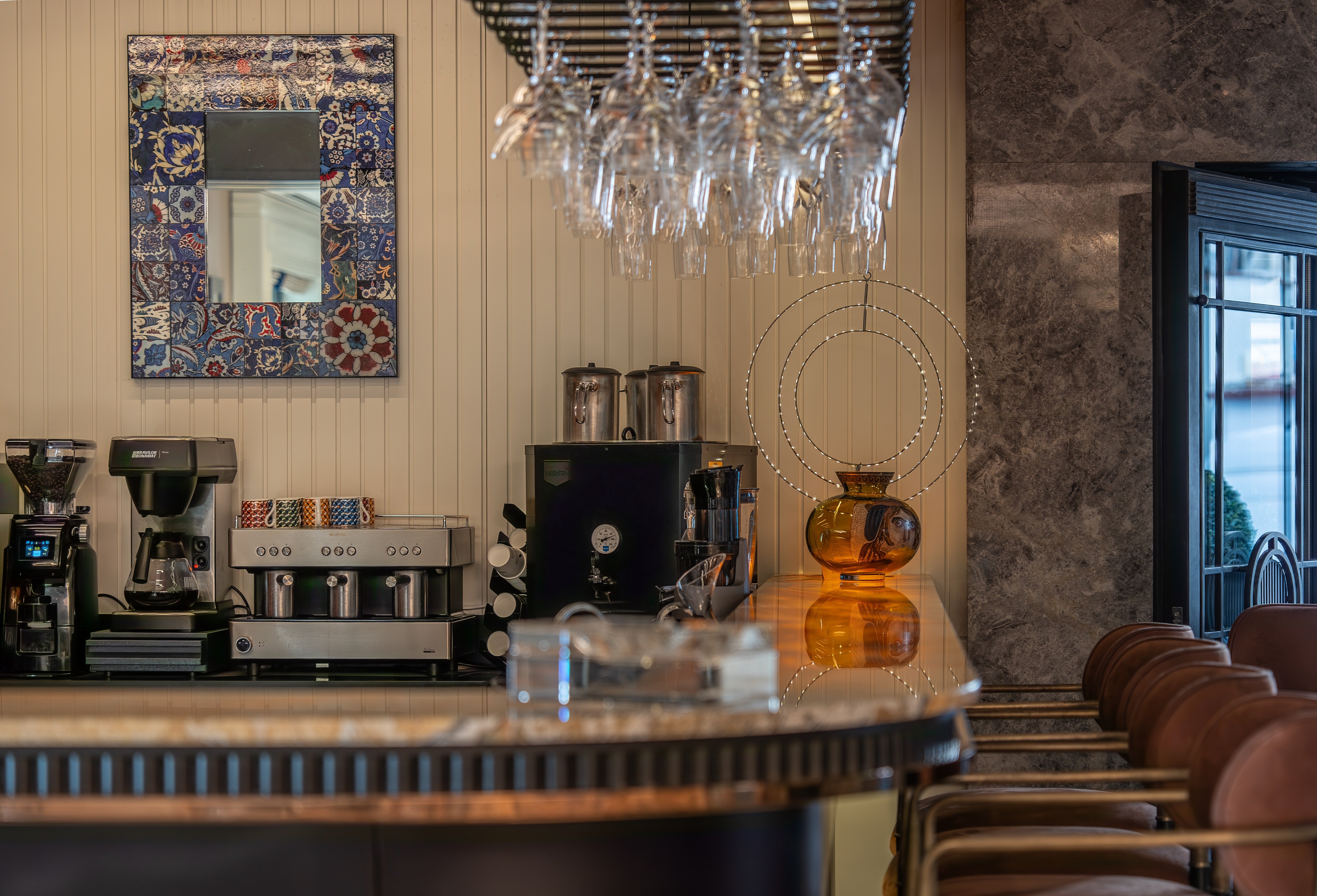 Aliba Hotel