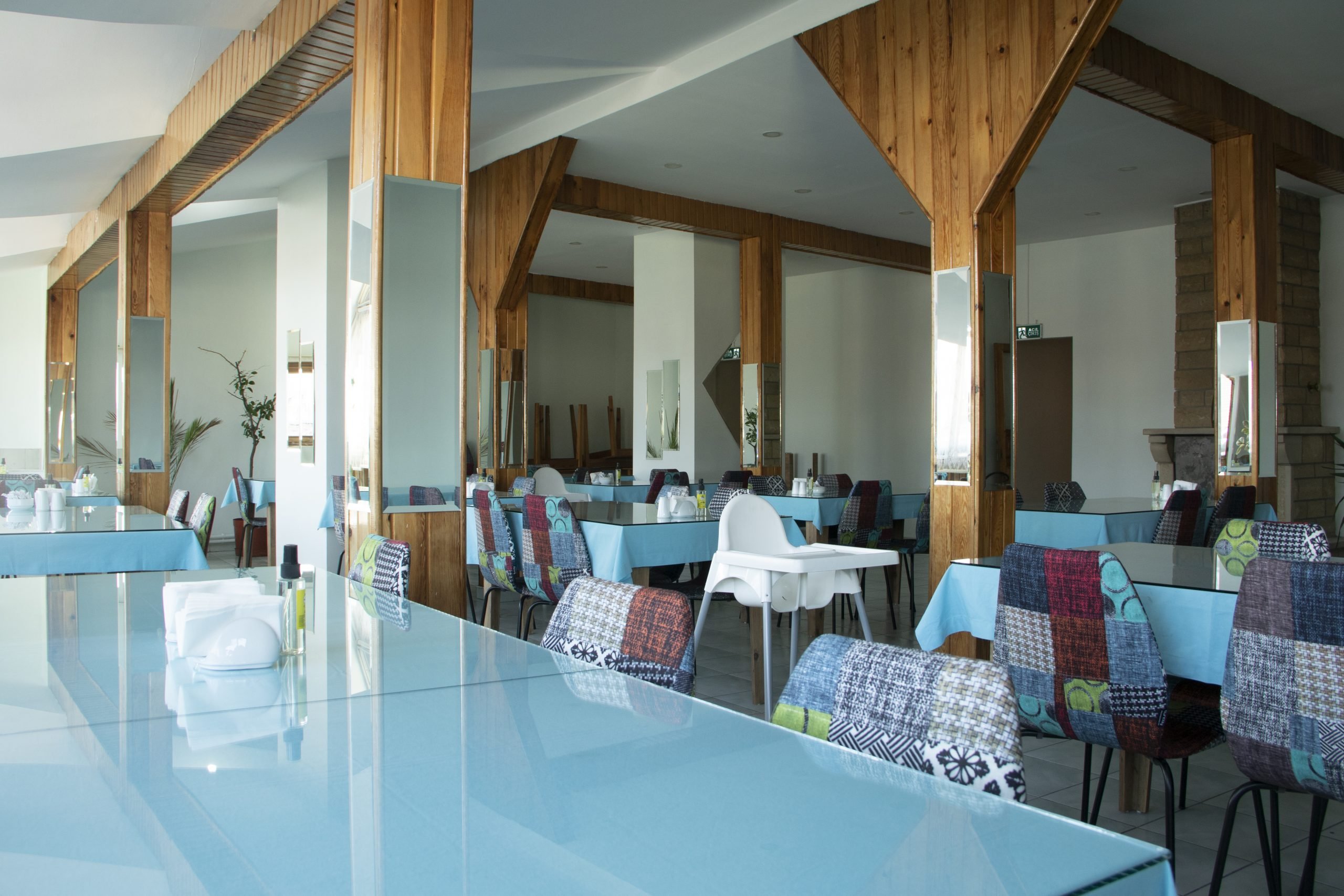 Parlak Otel