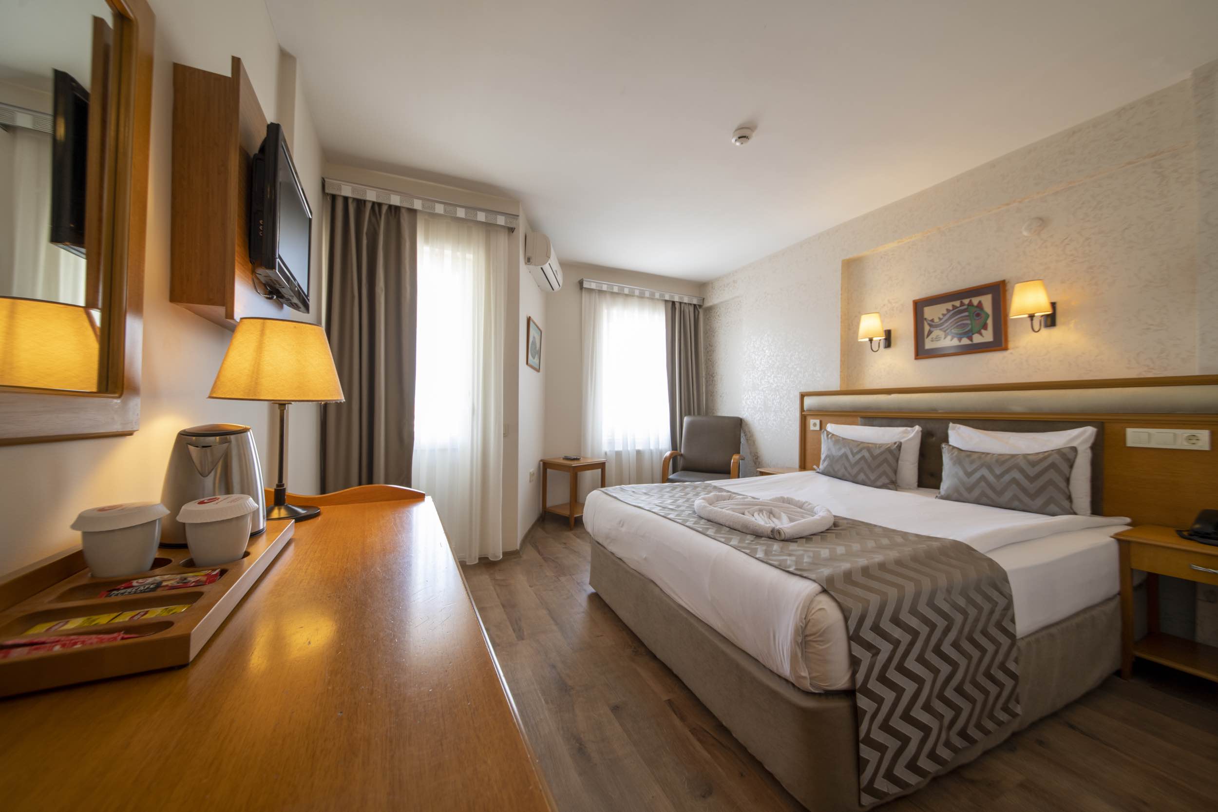 Çanak Hotel