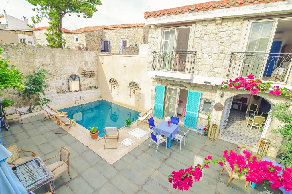 Asmalı Konak Alaçatı