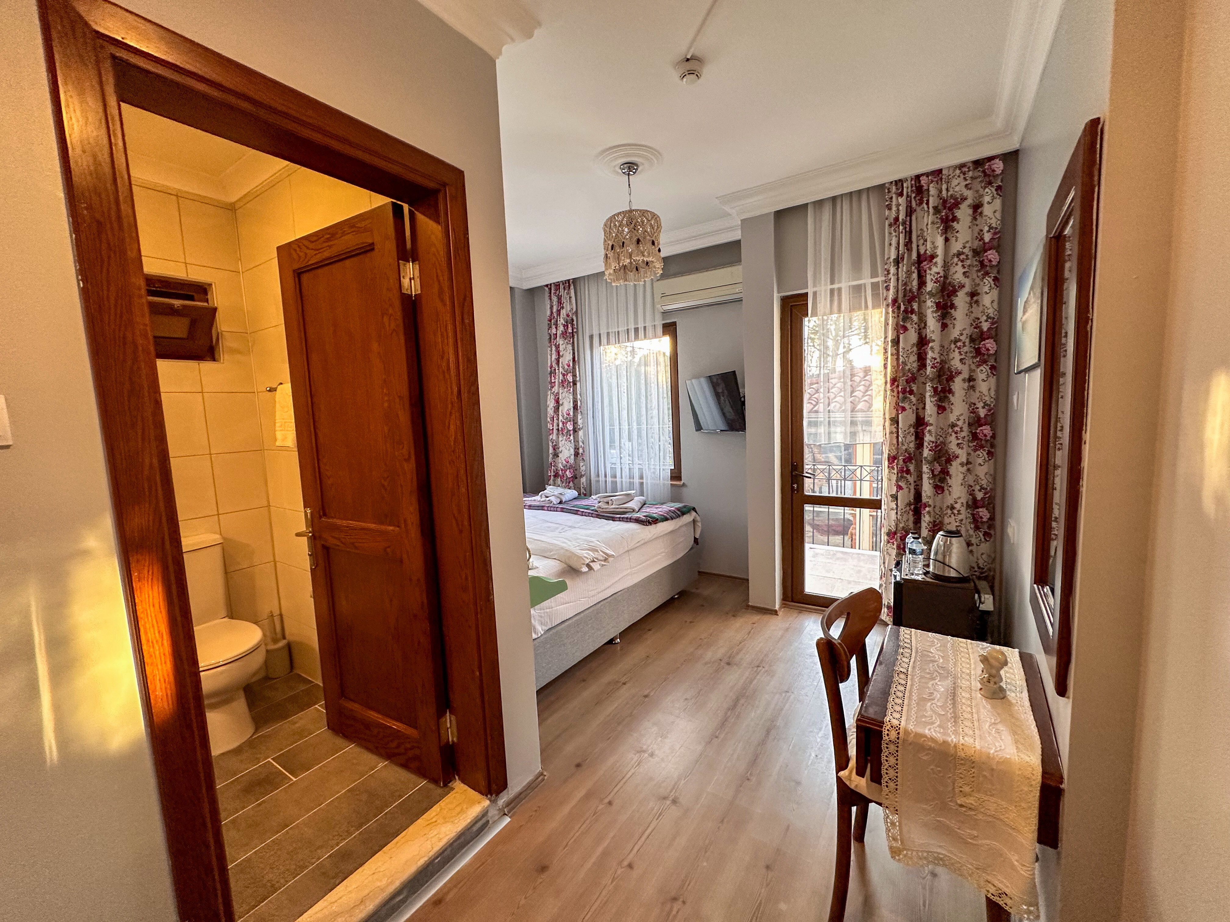 Cunda Nesos Otel