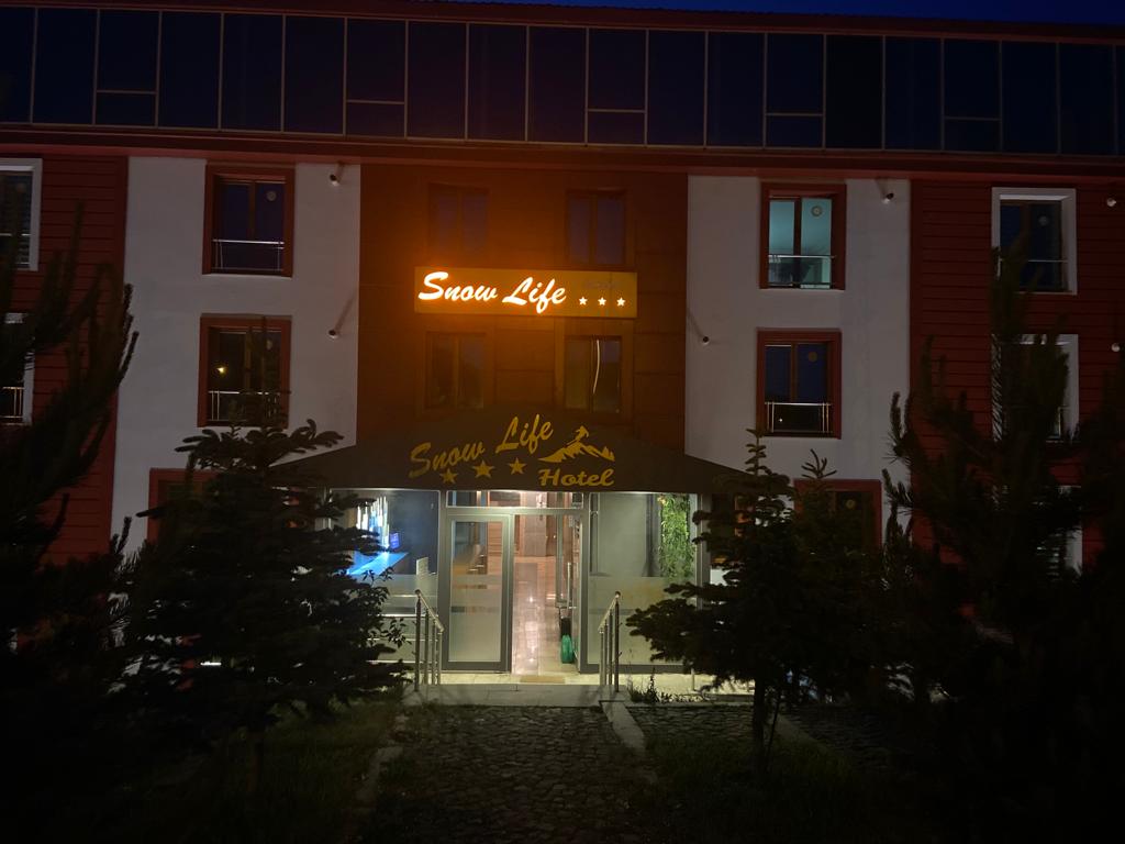 Snow Life Otel