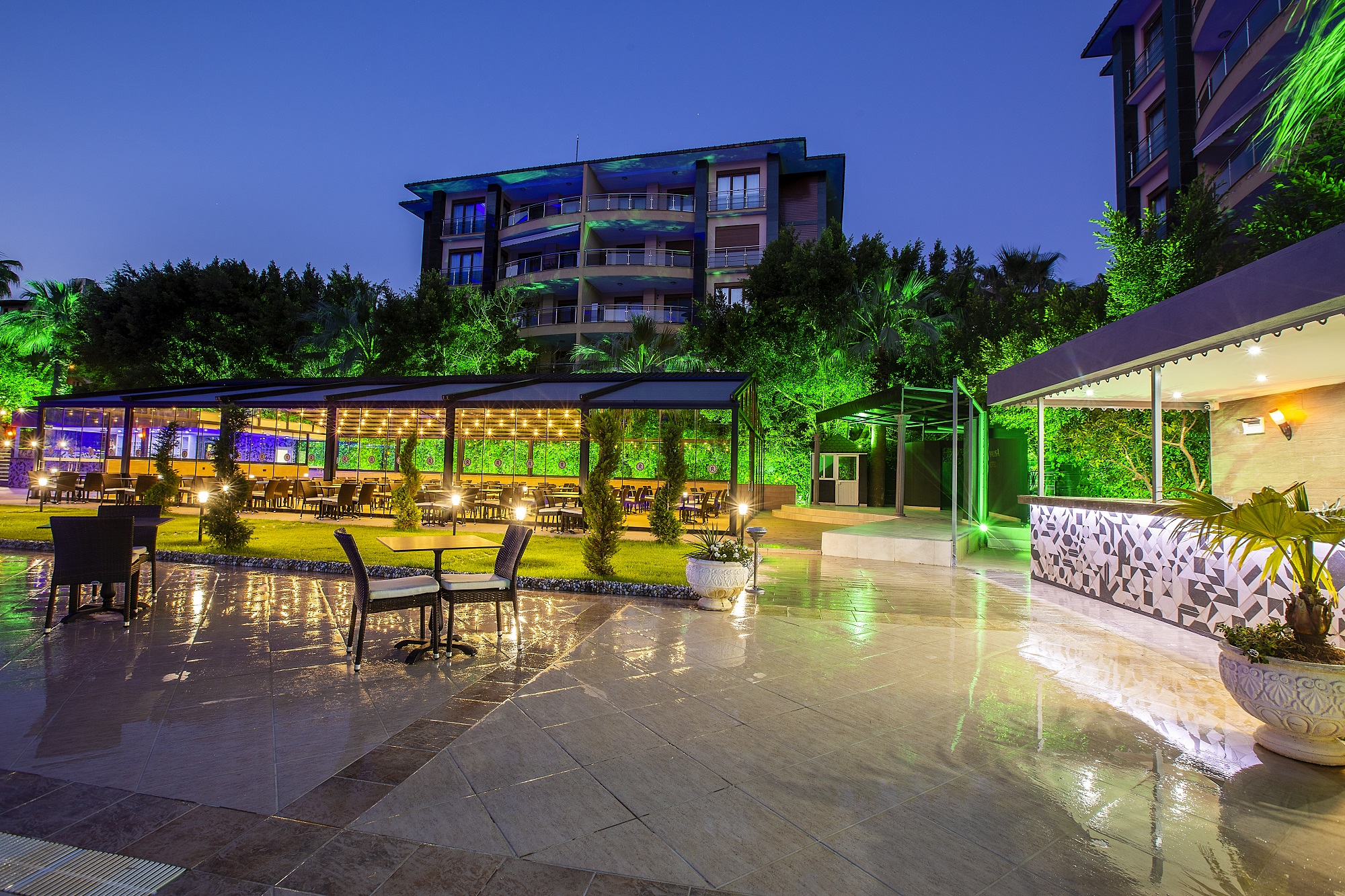 Royalisa Hotel