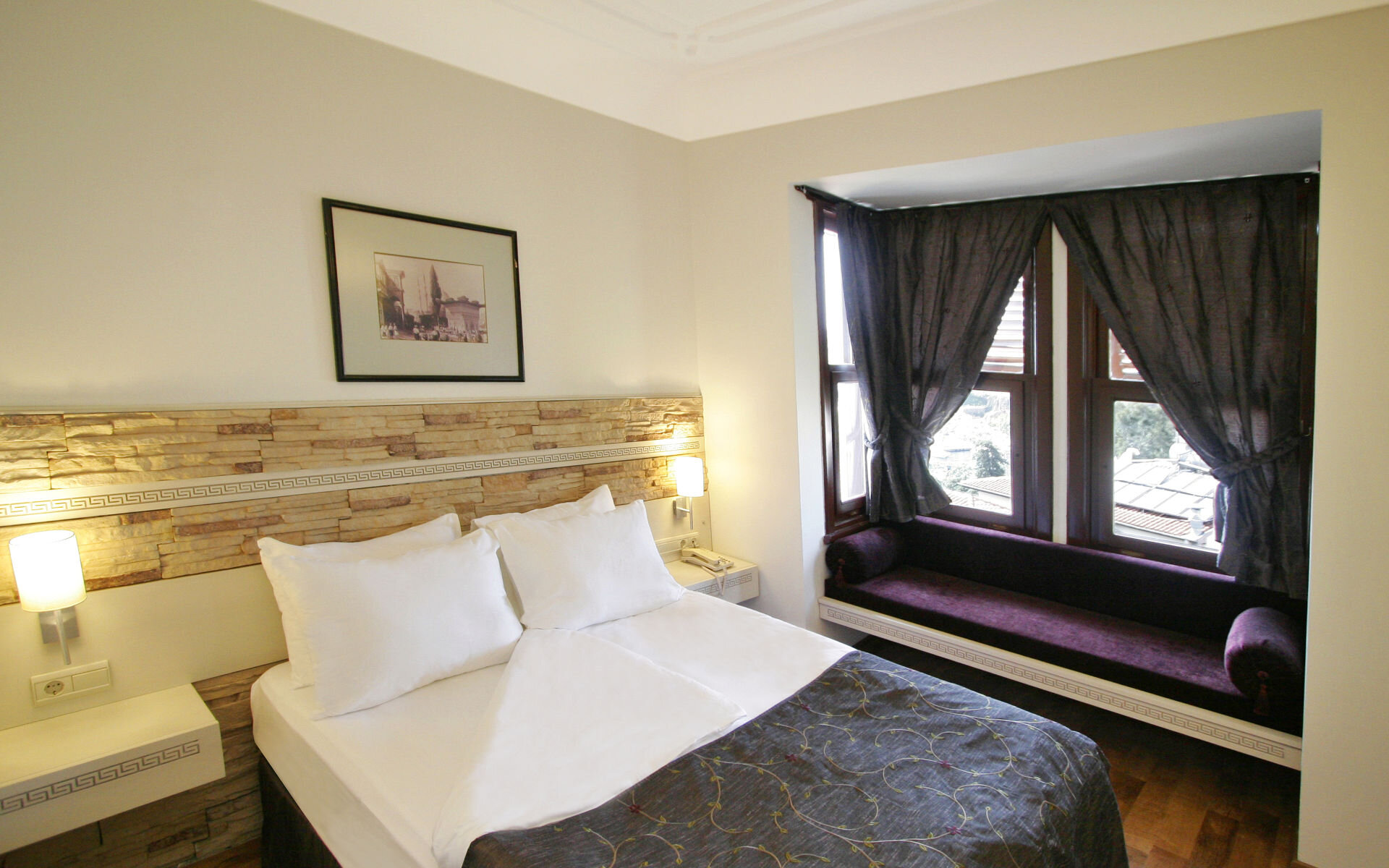 Aspen Hotel