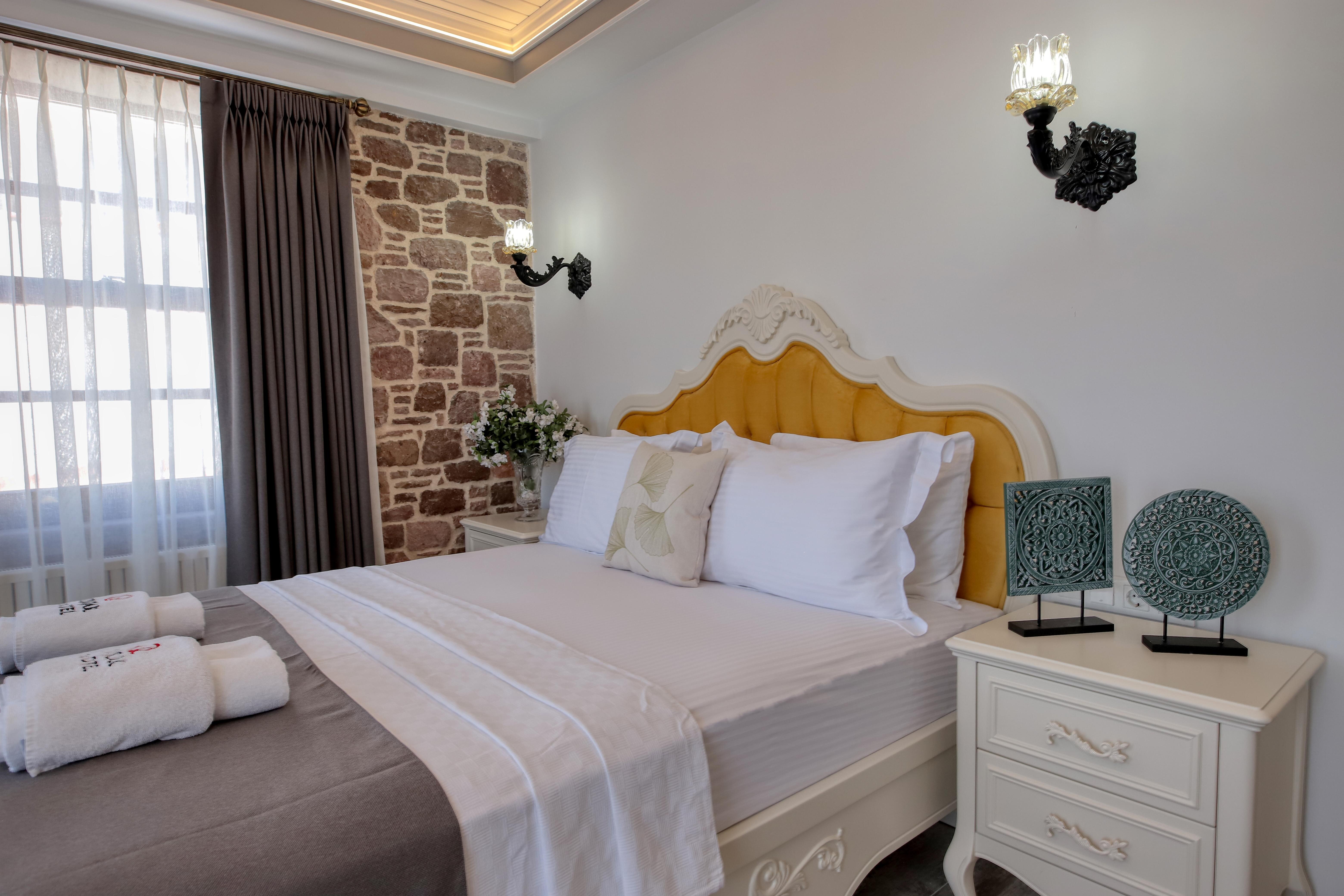 Deluxe Oda Manzarasız Balkonsuz