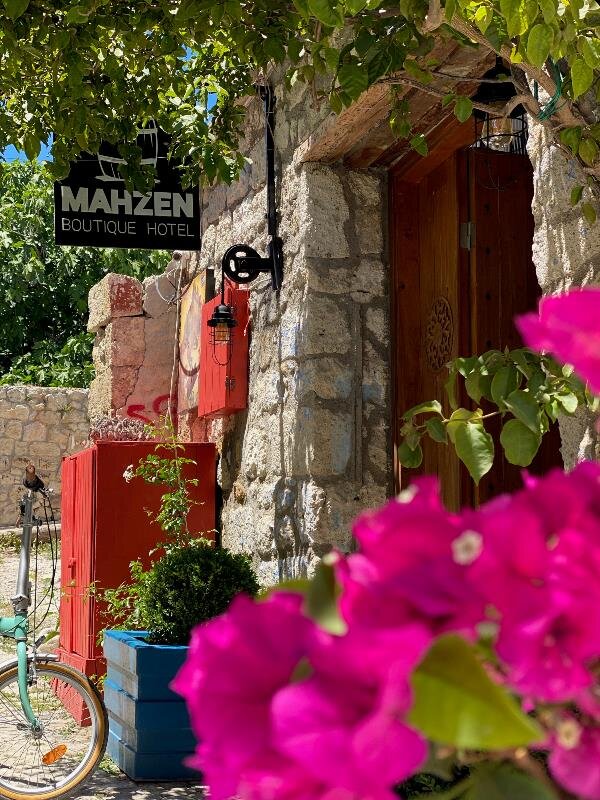Mahzen Alaçatı