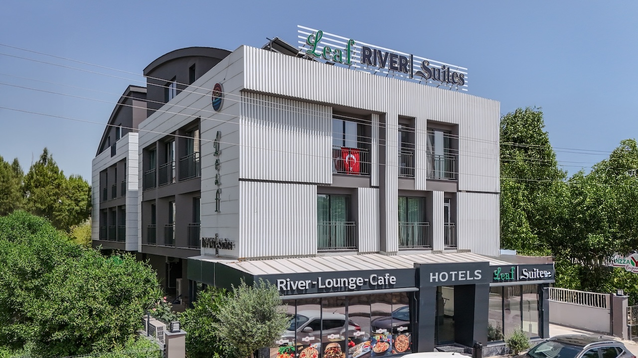 Leaf River Suites
