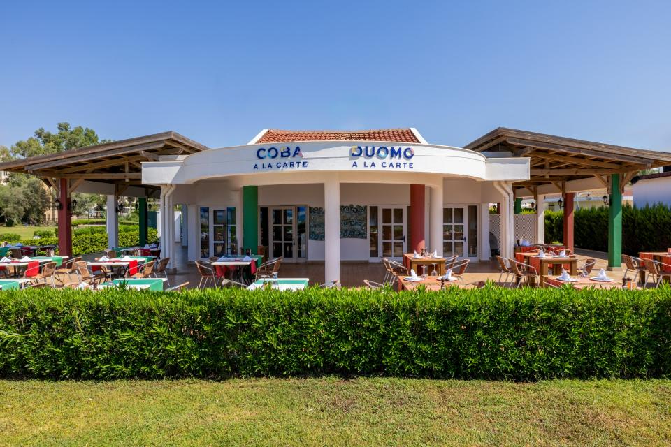 Crystal Tat Beach Golf Resort & Spa