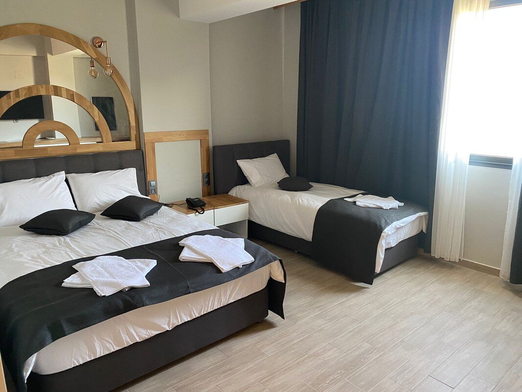 Grand Özalp Airport Hotel