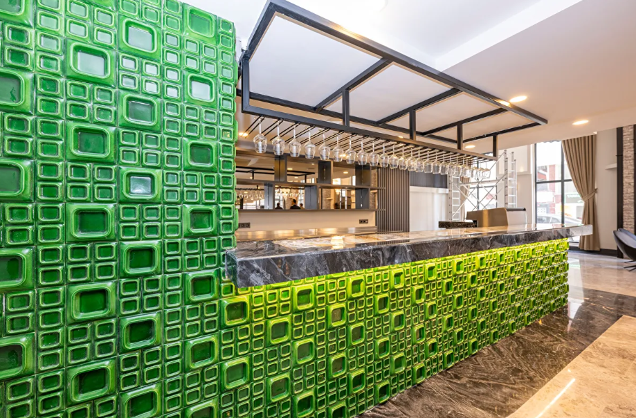 The Nirvanas Hotel