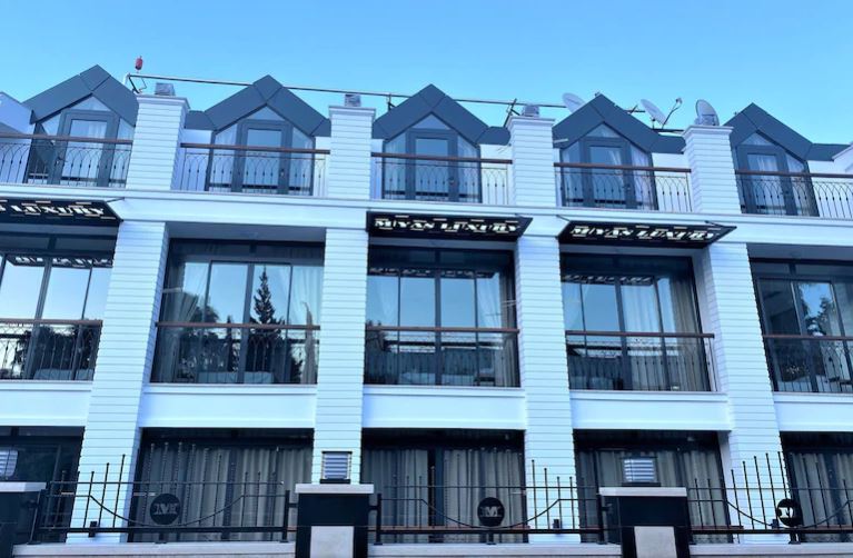 Miyas Luxury Hotel