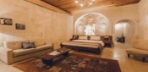 Deluxe Cave Suite (Jakuzili) Görseli