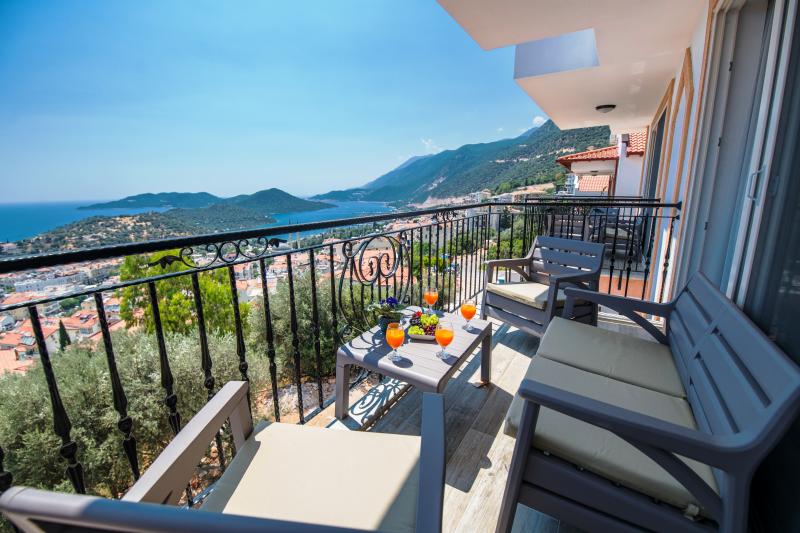 Panorama Apart Kaş