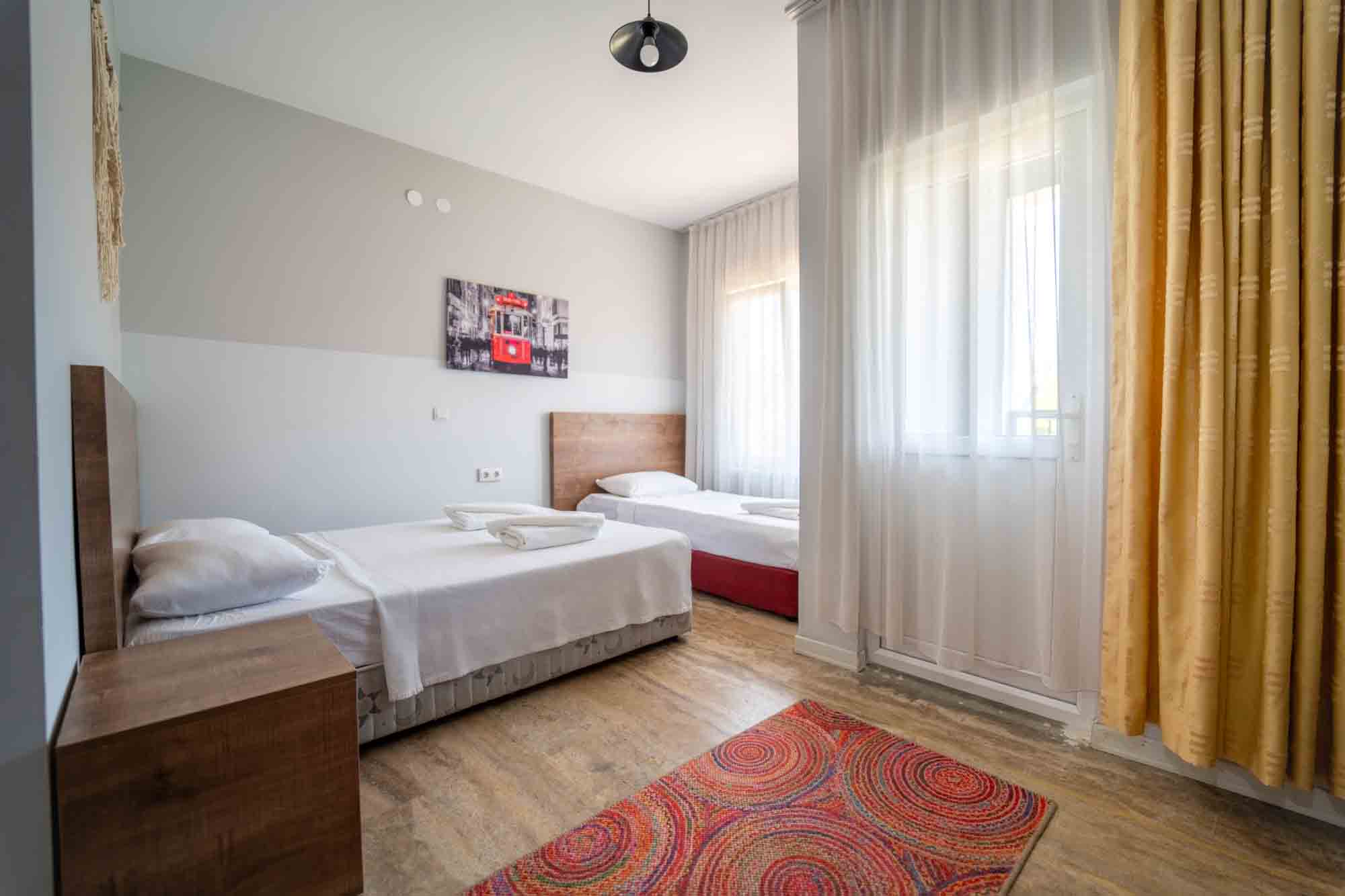 Standard Room (3 Person)