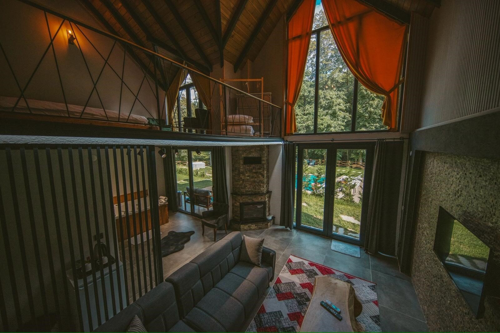 Vrosi Villa Orman Manzaralı Tek Oda