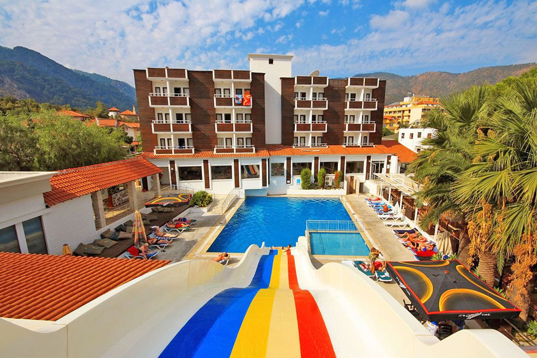 Club Munamar Beach Resort