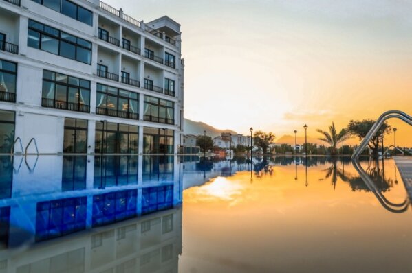 Mc Palace Hotel